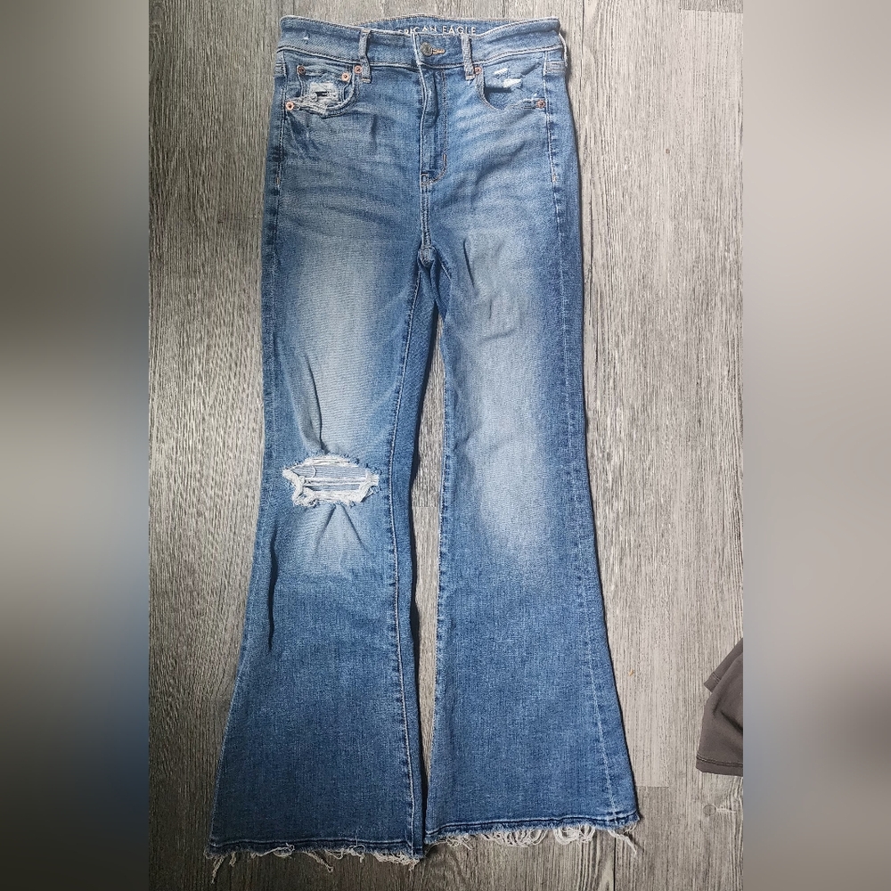 American Eagle High Wasited Flare Jeans